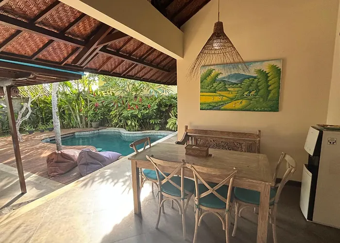 Breezy Point Villa *