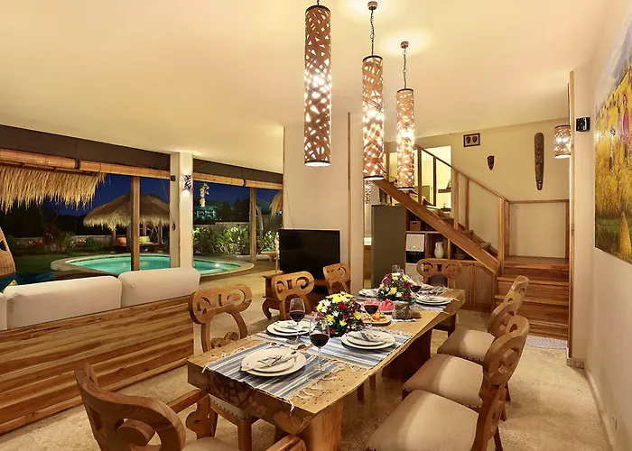 Breezy Point Villa *