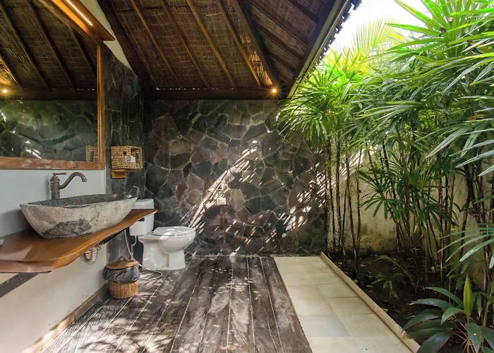 Breezy Point Villa