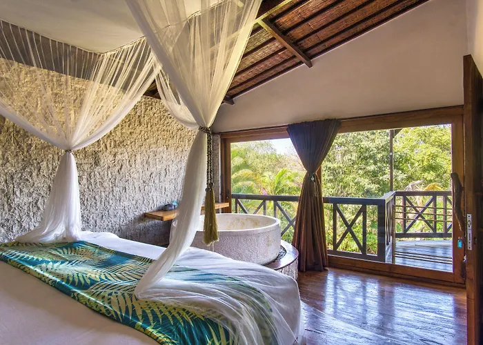 Breezy Point * Nusa Dua (Bali)